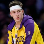 ¿Se define el futuro de Austin Reaves con los Lakers? Doncic observa cada paso