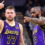 Lakers en la mira: El gesto de LeBron James tras la extensión de Luka Doncic