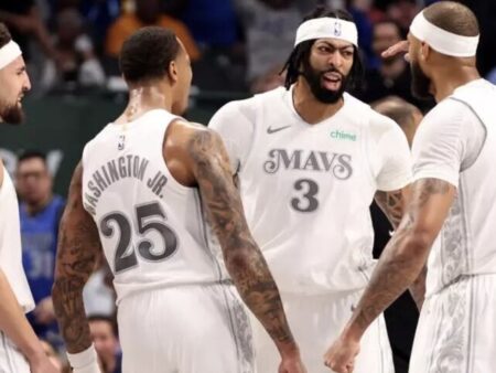 Mercado NBA: Ex-pívot de Dallas se une al campo de los Lakers