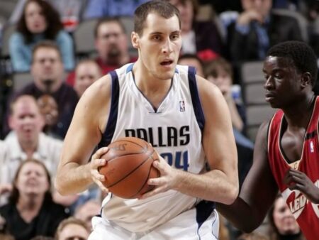 Pável Podkolzin: El gigante de 2.26 metros que cambió la NBA por el fútbol