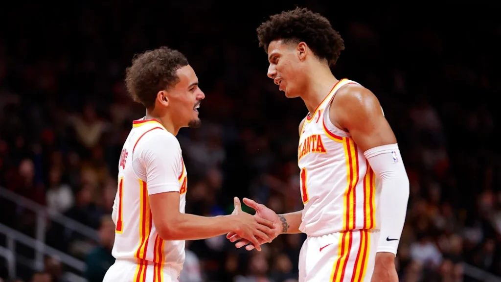 Hawks transformados: El quinteto que puede cambiar su destino en la NBA. Créditos a Getty Images