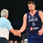 ¡Shock en Eurobasket 2025! La clave detrás de la derrota de Serbia ante Finlandia. (Photo by Giuseppe CACACE / AFP)