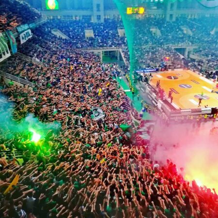 El juego del año en la Euroliga: La fiebre por el derbi que agotó entradas desde ya