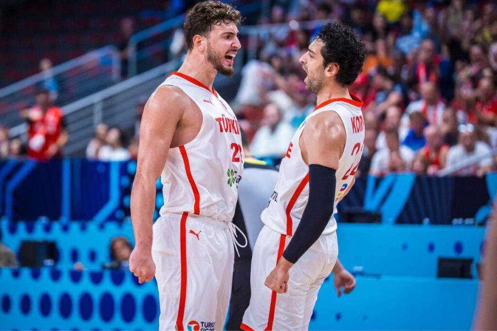 Carrera por la gloria en Eurobasket 2025: Conoce a los primeros semifinalistas 1 Carrera por la gloria en Eurobasket 2025: Conoce a los primeros semifinalistas