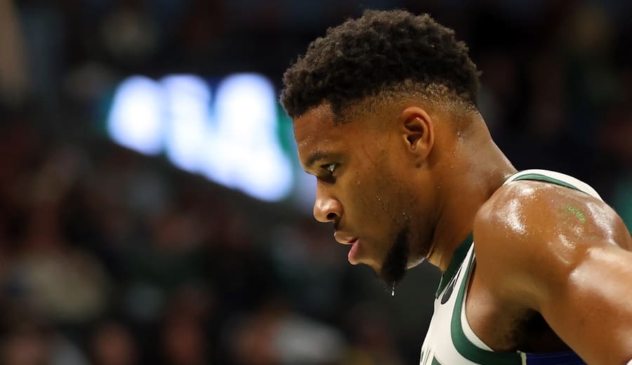 Giannis Antetokounmpo: ¿Es realmente un buen pasador? Repasamos su desempeño. Créditos a Getty Images