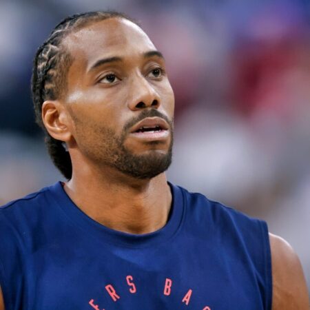 Kawhi Leonard en la encrucijada: ¿Qué equipos pelearían por la estrella si su contrato se anula?