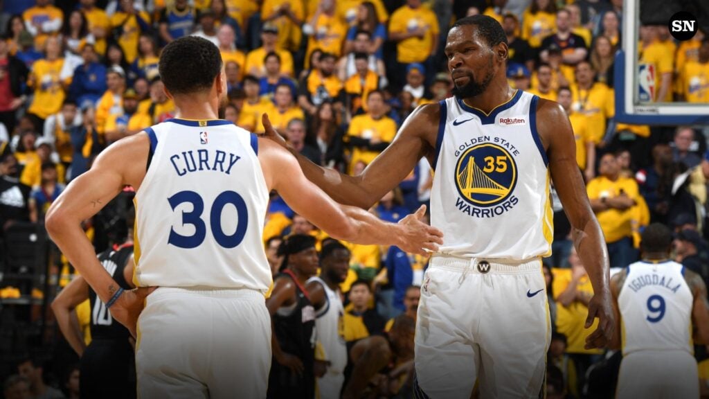 ¡Explosión en los Warriors! Durant revela por qué no volvió con Curry 1 ¡Explosión en los Warriors! Durant revela por qué no volvió con Curry