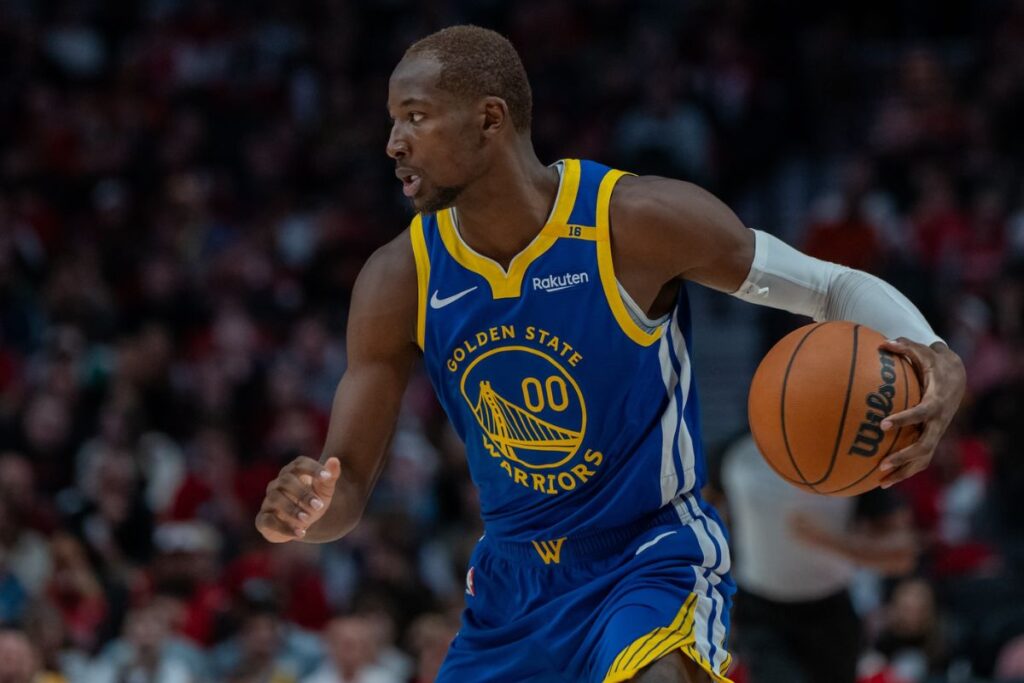 Mercado NBA: ¿Por qué los Warriors se resisten a traspasar a Kuminga a los Kings? 1 Mercado NBA: ¿Por qué los Warriors se resisten a traspasar a Kuminga a los Kings?