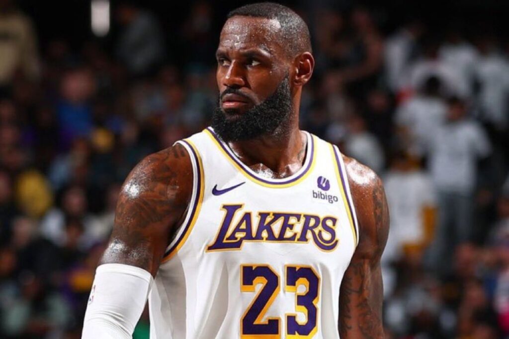LeBron James a los 40: ¿Qué récords romperá en la 2025-2026? 1 LeBron James a los 40: ¿Qué récords romperá en la 2025-2026?