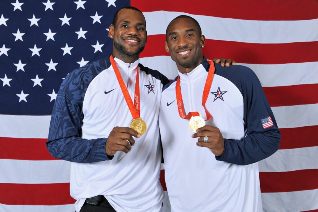 LeBron James emociona al mundo con su homenaje a Kobe en el Salón de la Fama 1 LeBron James emociona al mundo con su homenaje a Kobe en el Salón de la Fama