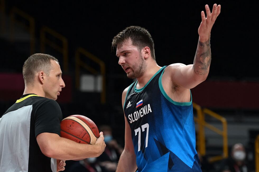 Polémica en Eurobasket 2025: ¿Qué pasó con los árbitros en el Eslovenia vs. Alemania? 