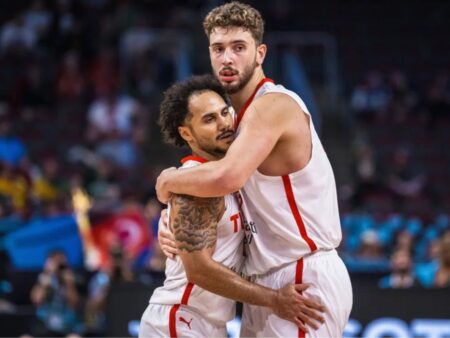 El golpe inesperado en Turquía: ¿Por qué Shane Larkin decidió retirarse de la selección?