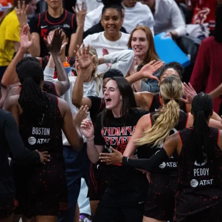 Indiana Fever escribe su leyenda en la WNBA: Pasan a Semifinales sin Caitlin Clark