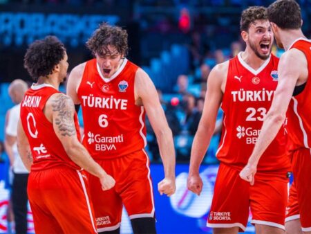 El camino al campeonato está decidido: Los finalistas del Eurobasket 2025
