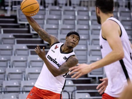 Mercado ACB: La nueva joya dominicana que ilumina al Covirán Granada 