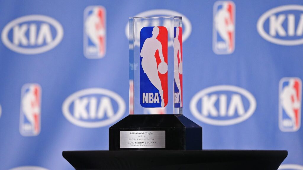 NBA 2025-2026: ¿Quién tiene más posibilidades de ganar el Novato del Año? 1 NBA 2025-2026: ¿Quién tiene más posibilidades de ganar el Novato del Año?