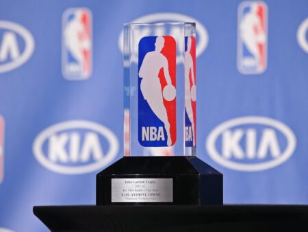 NBA 2025-2026: ¿Quién tiene más posibilidades de ganar el Novato del Año?