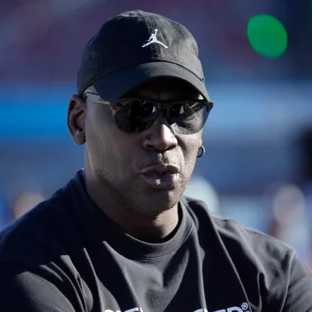 ¿Tiene razón Michael Jordan? Su ataque a la NBA moderna que deja a todos sorprendidos