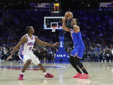 Pronóstico Philadelphia 76ers vs New York Knicks – NBA 04/10/2025