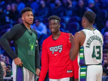 ¡Sueño familiar en Milwaukee! ¿Giannis Antetokounmpo reunirá a TODOS sus hermanos en los Bucks?