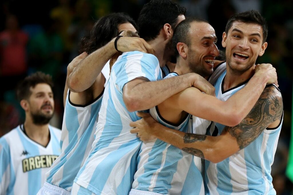 De la NBA a la gloria eterna: La leyenda argentina que dice adiós 1 De la NBA a la gloria eterna: La leyenda argentina que dice adiós