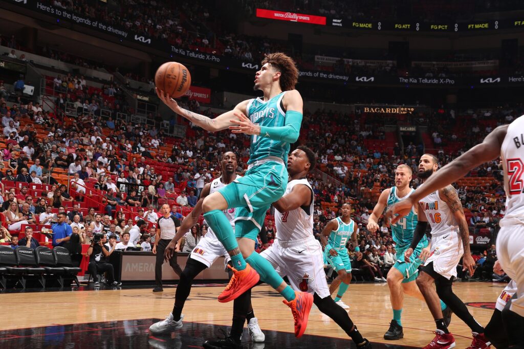 Pronóstico Miami Heat vs Charlotte Hornets - NBA 28/10/2025 33 Pronóstico Miami Heat vs Charlotte Hornets - NBA 28/10/2025