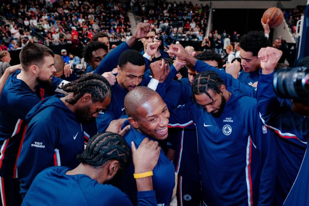 Clippers en la mira: La decisión audaz de sacar a una figura clave del banquillo 1 Clippers en la mira: La decisión audaz de sacar a una figura clave del banquillo