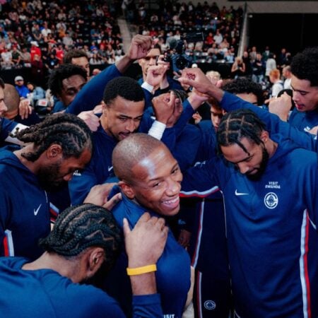 Clippers en la mira: La decisión audaz de sacar a una figura clave del banquillo