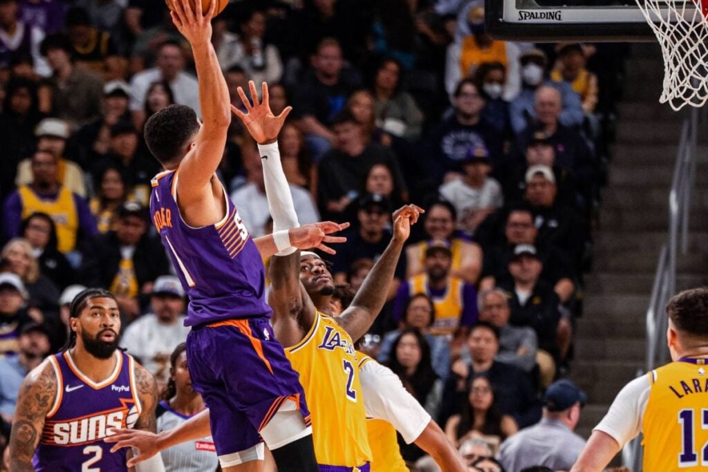 Lakers en acción: Lo más impactante de su debut en la pretemporada NBA
