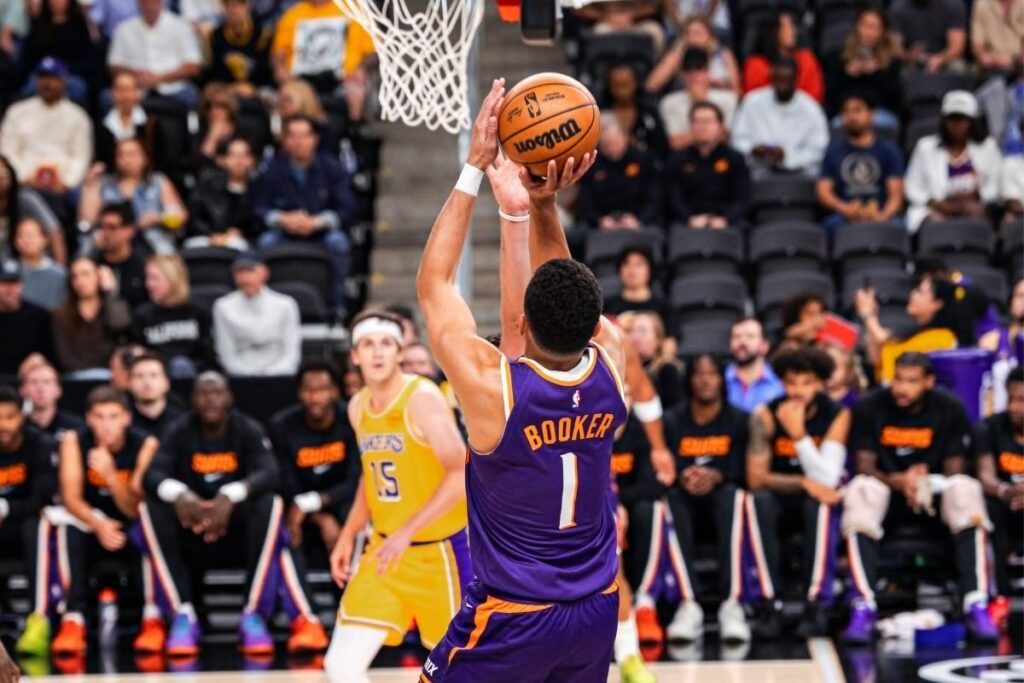 Pronóstico Phoenix Suns vs Los Angeles Lakers – Pretemporada NBA 1 Pronóstico Phoenix Suns vs Los Angeles Lakers – Pretemporada NBA