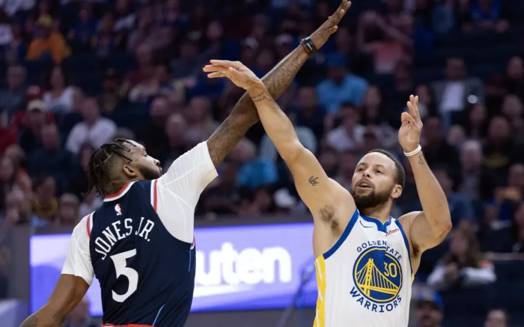 Invictos en juego y una revelación en nueva jornada de la NBA 1 Invictos en juego y una revelación en una nueva jornada de la NBA