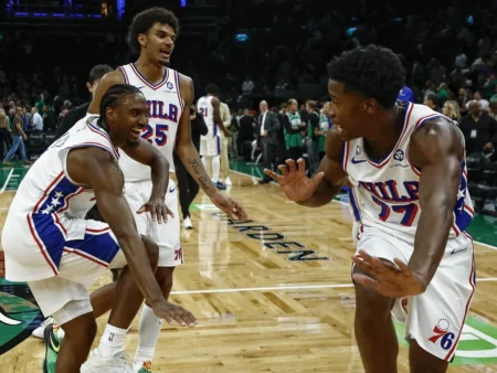 Segundo día NBA en llamas: El debut de Giannis, Embiid y estrellas que deja a todos sin aliento
