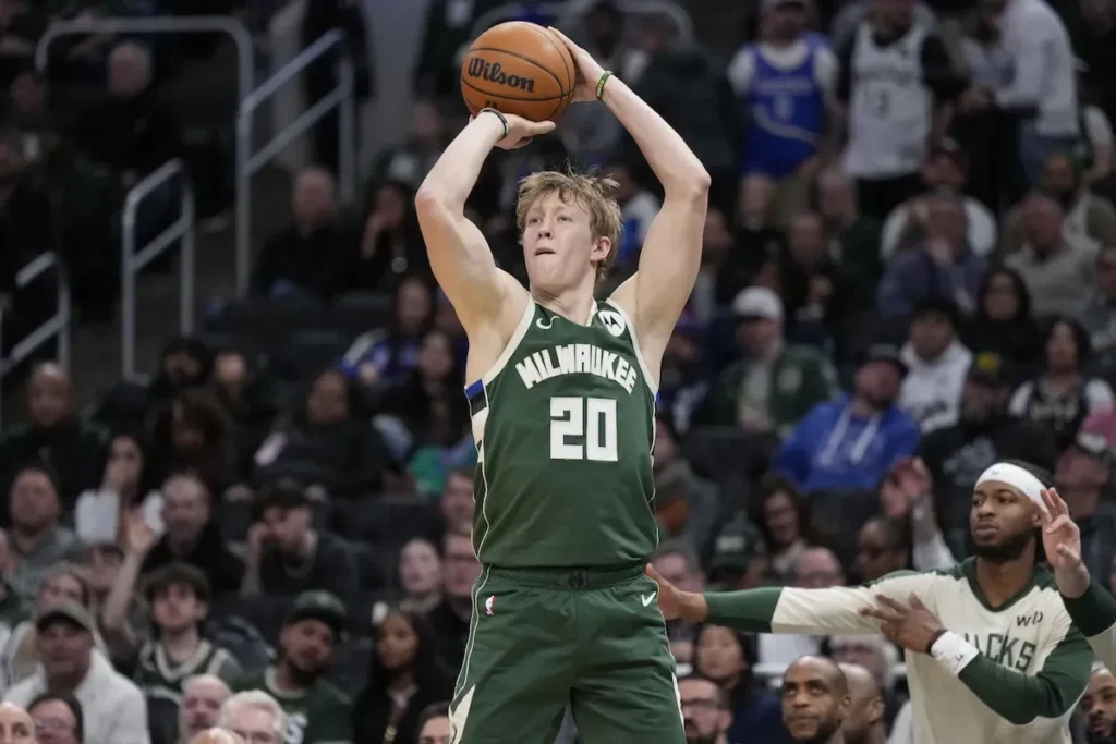 Renovación en Milwaukee: Una extensión inesperada impacta en los Bucks 1 AJ Green