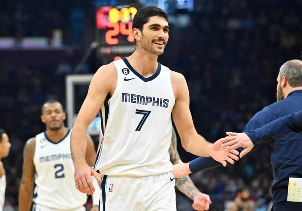 Pronóstico Charlotte Hornets vs Memphis Grizzlies - NBA 15/10/2025 1 Pronóstico Charlotte Hornets vs Memphis Grizzlies - NBA 15/10/2025