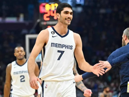 Pronóstico Charlotte Hornets vs Memphis Grizzlies – NBA 15/10/2025