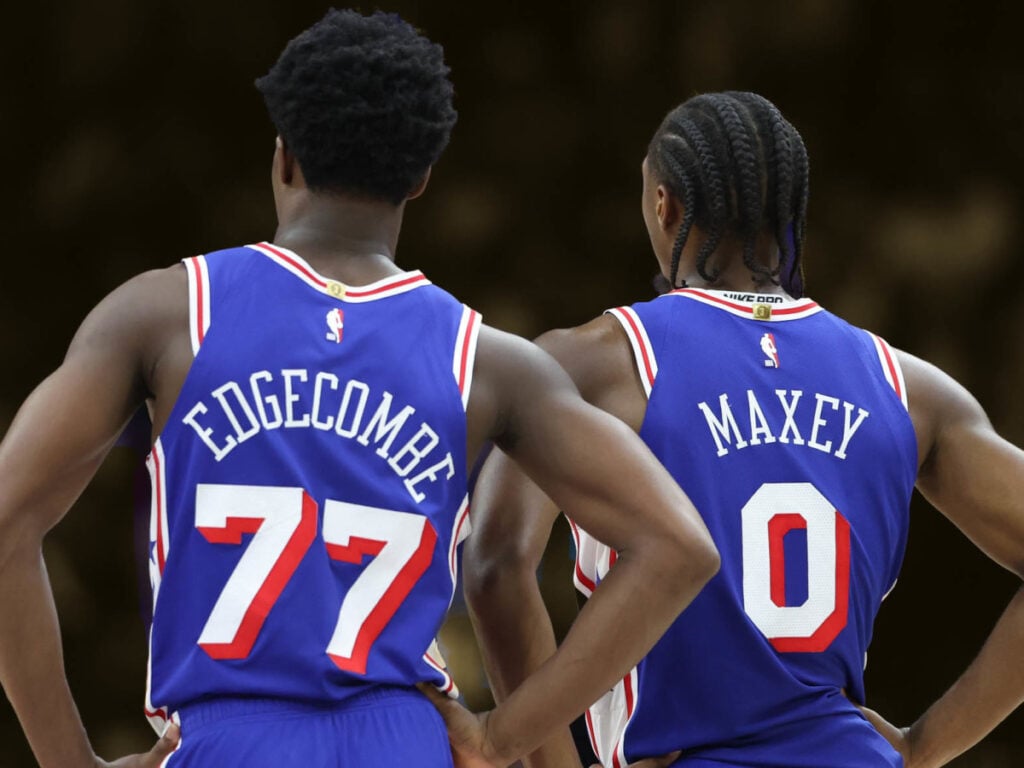 NBA al rojo vivo: Lo más interesante de las 11 batallas épicas de la última jornada 1 NBA al rojo vivo: Lo más interesante de las 11 batallas épicas de la última jornada