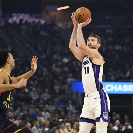 Mercado NBA: Warriors y Kings retoman las negociaciones ¿Se viene un traspaso grande?