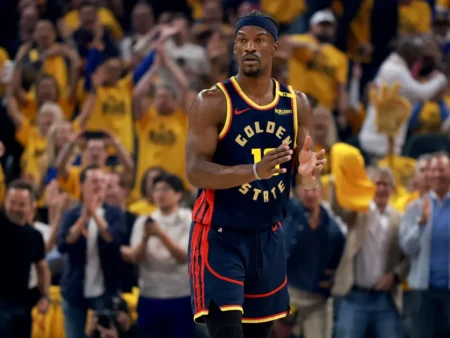 La frustración de una estrella: Se repite la historia de Jimmy Butler ahora con los Warriors