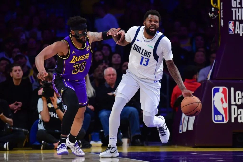 Pronóstico Los Angeles Lakers vs Dallas Mavericks – NBA 28/11/2025