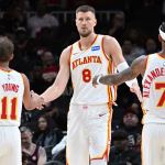 El golpe que nadie esperaba: La estrella ausente y el misterio que sacude a los Hawks 9 El golpe que nadie esperaba: La estrella ausente y el misterio que sacude a los Hawks