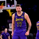 Pronóstico Atlanta Hawks vs Los Angeles Lakers - NBA 08/11/2025 1 Pronóstico Atlanta Hawks vs Los Angeles Lakers – NBA 08/11/2025