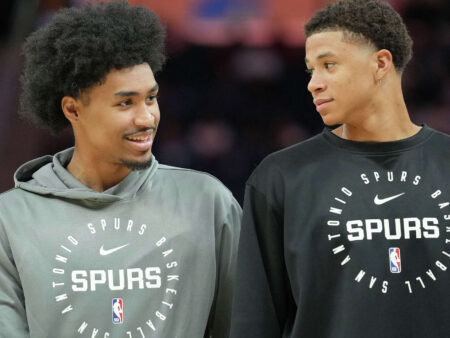 El novato estrella de los Spurs fuera por lesión: ¿Cuánto durará esta ausencia?