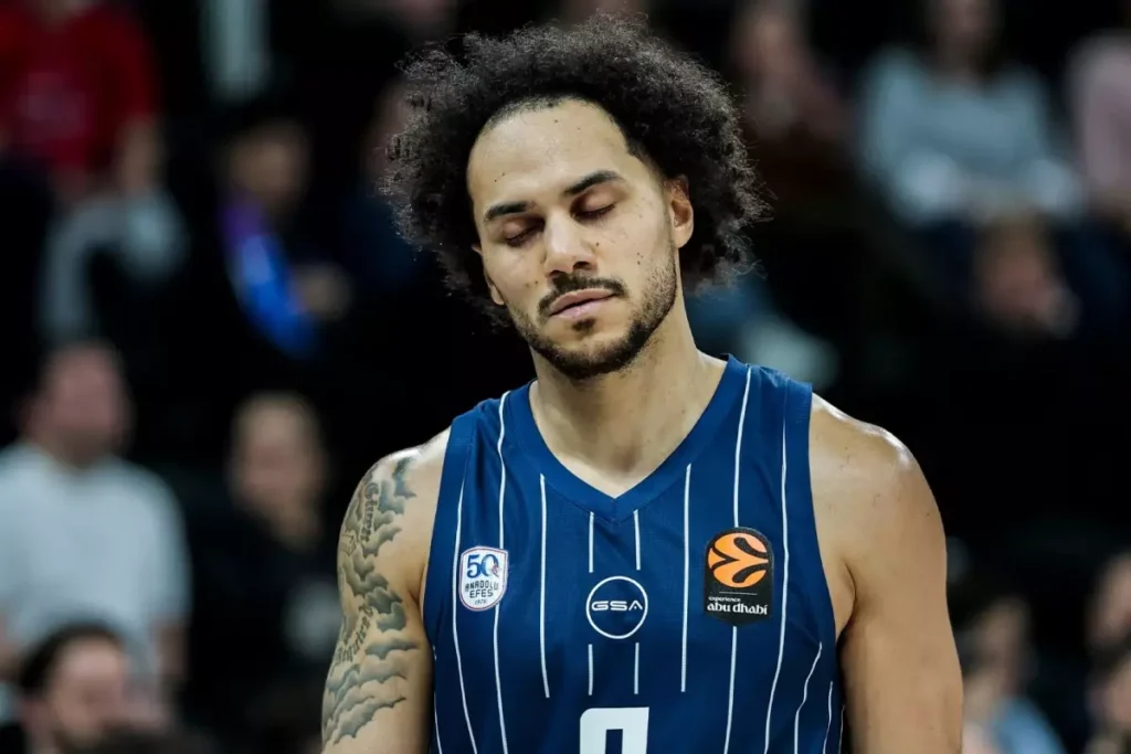 Una lesión que hace temblar la Euroliga: Anadolu Efes en una encrucijada 1 Shane Larkin