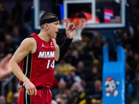 Pronóstico Miami Heat vs Toronto Raptors – NBA 15/12/2025