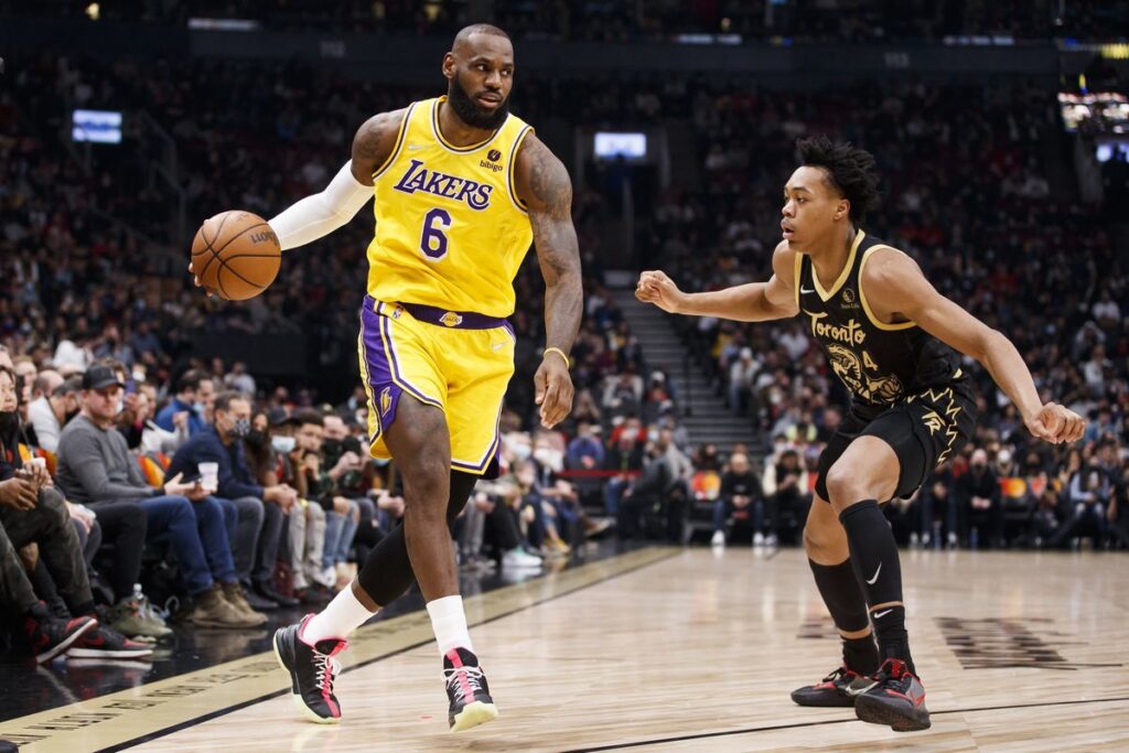 Pronóstico Toronto Raptors vs Los Angeles Lakers – NBA 04/12/2025 33 Toronto Raptors vs Los Angeles Lakers
