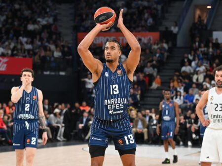 Negociaciones explosivas: El entrenador que llevó al Real Madrid a la gloria podría volver a la Euroliga