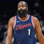 James Harden acaba de superar a una leyenda y entra al Top-10 histórico de anotadores 9 James Harden acaba de superar a una leyenda y entra al Top-10 histórico de anotadores