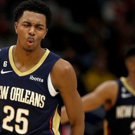 Rumores NBA: ¿Warriors o Lakers, dónde encajarían mejor estas figuras de los Pelicans?