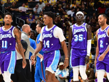 Un viejo conocido en la órbita de los Lakers: ¿Cómo repotenciaría a la plantilla?