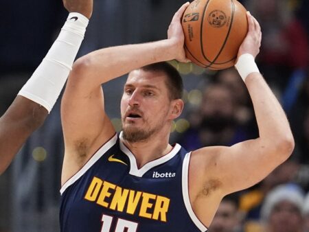 Nikola Jokic supera a Kareem Abdul-Jabbar: El récord histórico que está dando de qué hablar